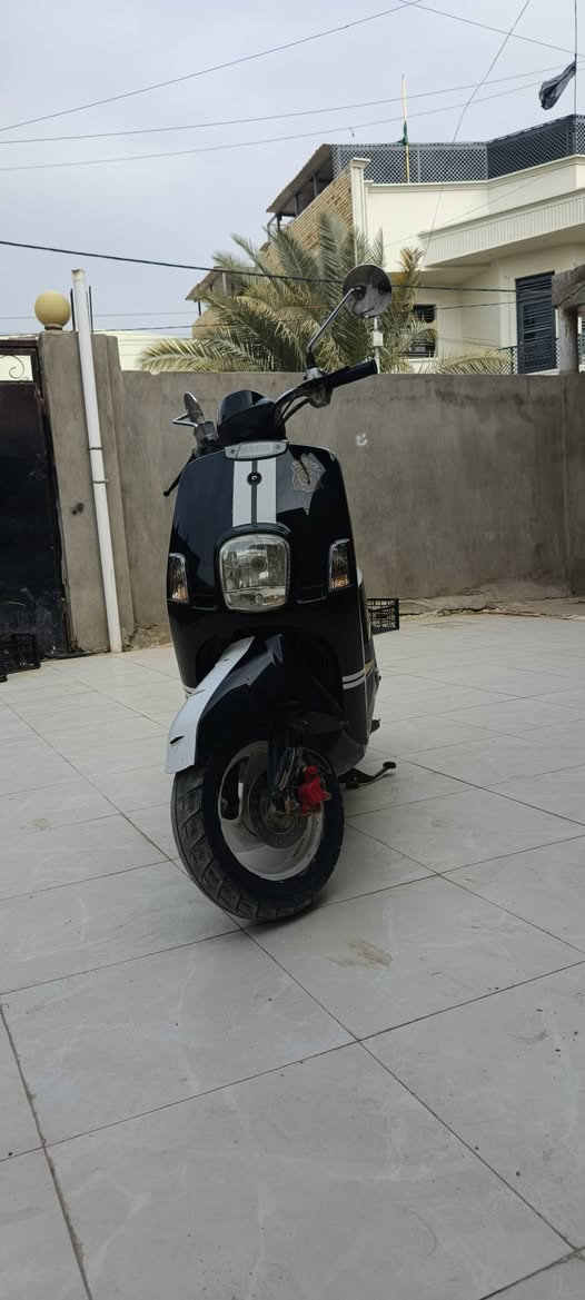 سلام عليكم دراجه ماكس بوليس
صارله 3 اشهر طالعه رمبه من وكاله معروفه ماكس العراق   دراجه خير من الله جاهزه برغي ماعايزه 
كهربائيات كلها شغاله  الدراجه كابريته المرغوبة مو نوزل
 وشرط اذا مو شلعه ومعدل تشك الكاع مرجوعه 
الدراجه بل حقيقه بعد احله
 سعره 820 وبيه مجال للطيبين
  المكان ديوانيه قضاء المهناوية 
الرقم للستفسار  ‏‪***********‬‏
