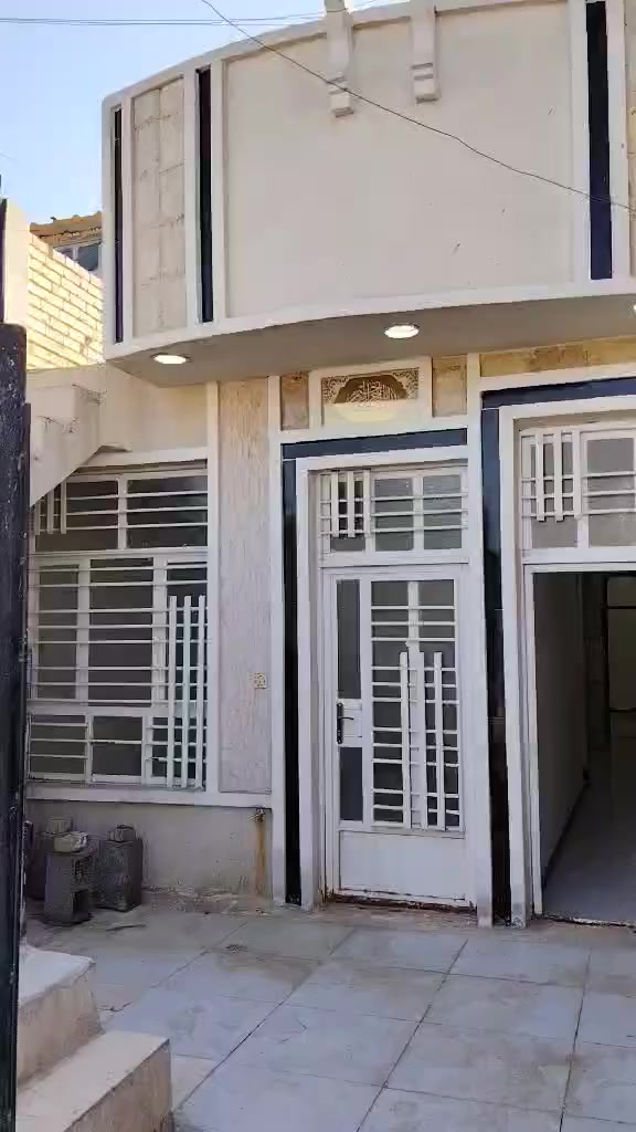 مشتمل للايجار. مساحه ١٠٠متر نهايه مجمع الاجيال  تواصل ***********
