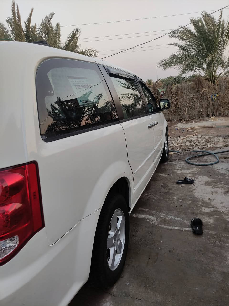 سلام عليكم دوج كرفان البيع موديل ١١ كلين كفاله مكينه كير حداديه مكان ميسان *********** السعر ١٢٥ وبيه مجال
