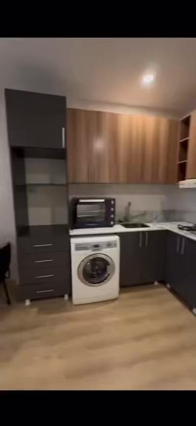 #شقه اللايجار وايت تاور
#غرفه وصاله 

تواصل واتساب او خاص 

***********# #
