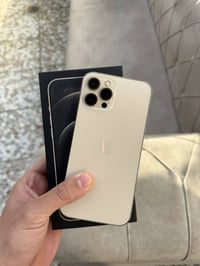 للبيع ايفون12 برو ماكس لون ذهبي بطارية 77  ذاكرة 256 الجهاز نظيف وحلو ...