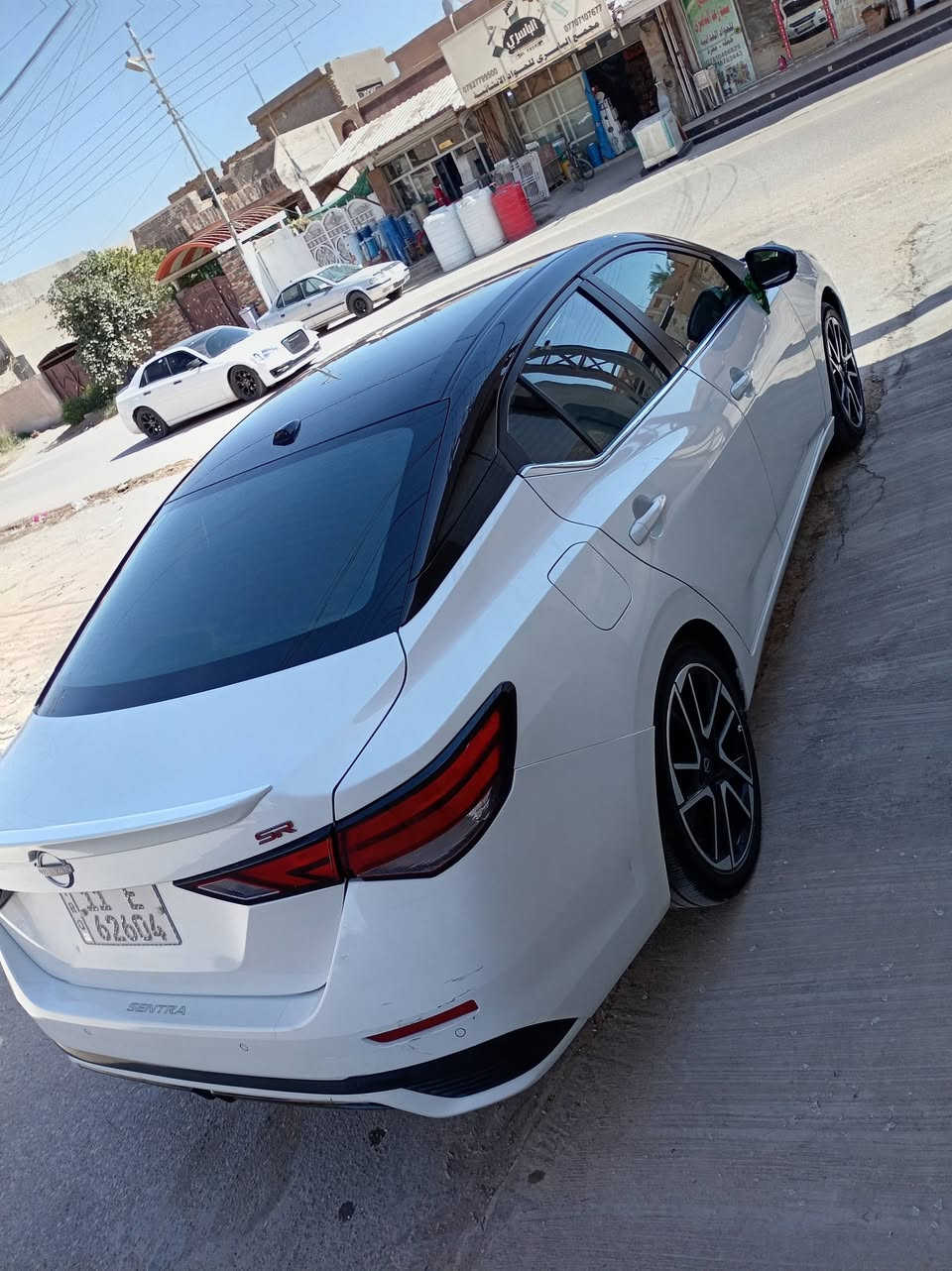 نيسان سنترا الشكل الجديد مديل 25 مكينه 2000 دوش ماشيه 21 رقم بغداد يسمى تحويل مباشر بيها 3 قطع صبغ بدون دواخل الاستفسار على رقم *********** ترهم مراوس
