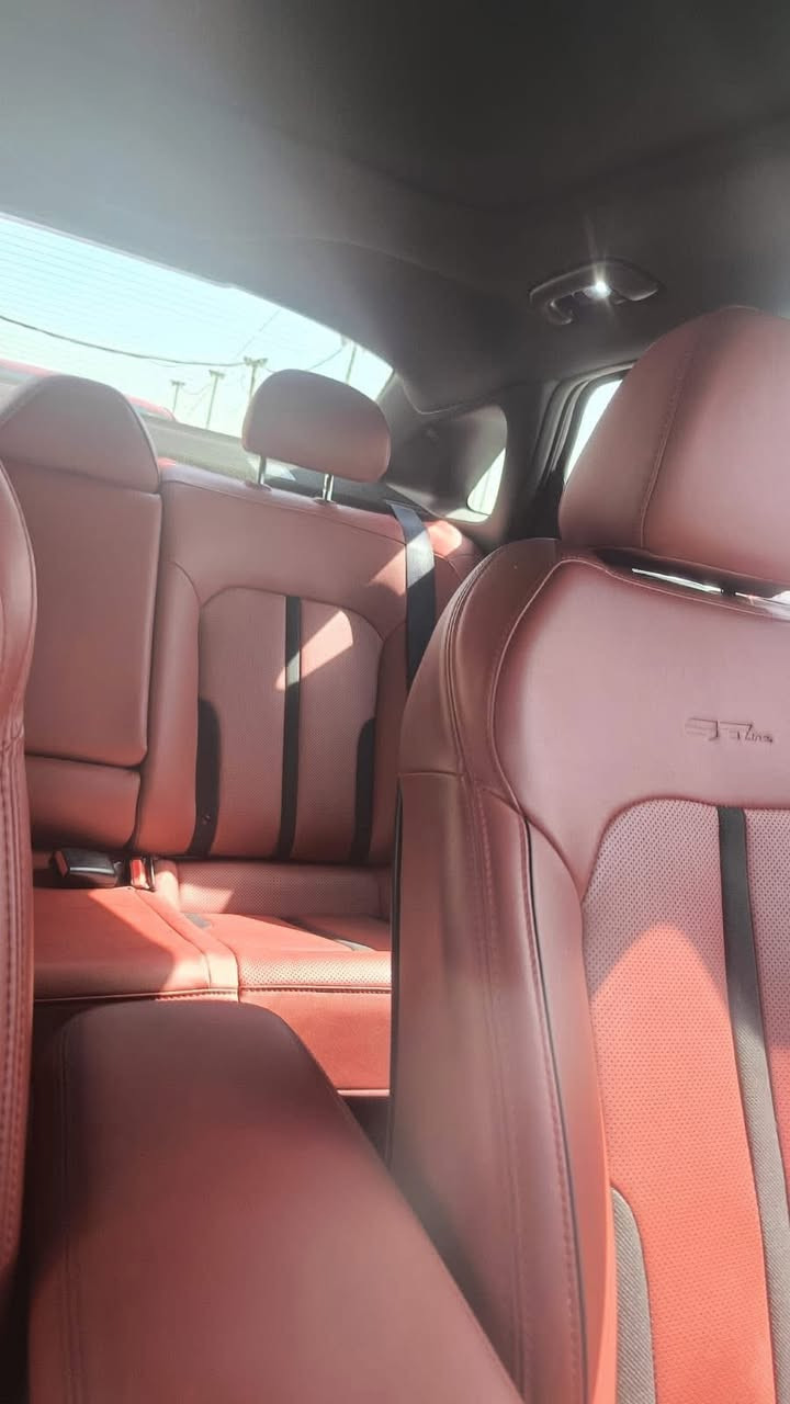 K5 2021
فول موصفات عدا الفتحه

المواصفات:-

1- محرك 1.6 توربو المرغوب

2- بصمة

3-رادارات امامية

4- رادارات خلفية

5-توقف ذاتي عند الرجوع

6-اشارة بالمري (نقطة عمياء)

7-صندوق يفتح عند الوقوف

8- تشغيل عن بعد

9- سايد بريك بصمه

10- اوتو هولد

11- تحديد مسار

12-قيادة ذاتية

13-اوامر صوتية

14- شاشة اصلية كار بلي و اندرويد اوتو

16-كاميرا خلفية

17-كروس كونترول (تثبيت سرعة)

18- لد نهاري

19-توقف ذاتي عند الرجوع للخلف

20- تحذير عند فتح الباب

22-ترحيب عند الوصول يم الباب

23- تبريد مناخ منفصل

24-السيارة حرفيا كلشي ما ناقصها شغل واطلع

25- رادار امامي وتوقف ذاتي

26- كشنات جلد اسود

27- اربع انضمه قياده

28- تثبيت مسار

29- قياده ستيرن

بيه بعد اهواي موصفات

_______________________

ماشية43 ميل

______________________

حادث السياره بدون ايرباك فقط تبديل جاملغ اثر تخريب

_________________

السيارة معوقين  اشهر وصير حره يعني نكول حره

صاحبه موجود ديوانية

السعر 162 وبيه مجال

***********
