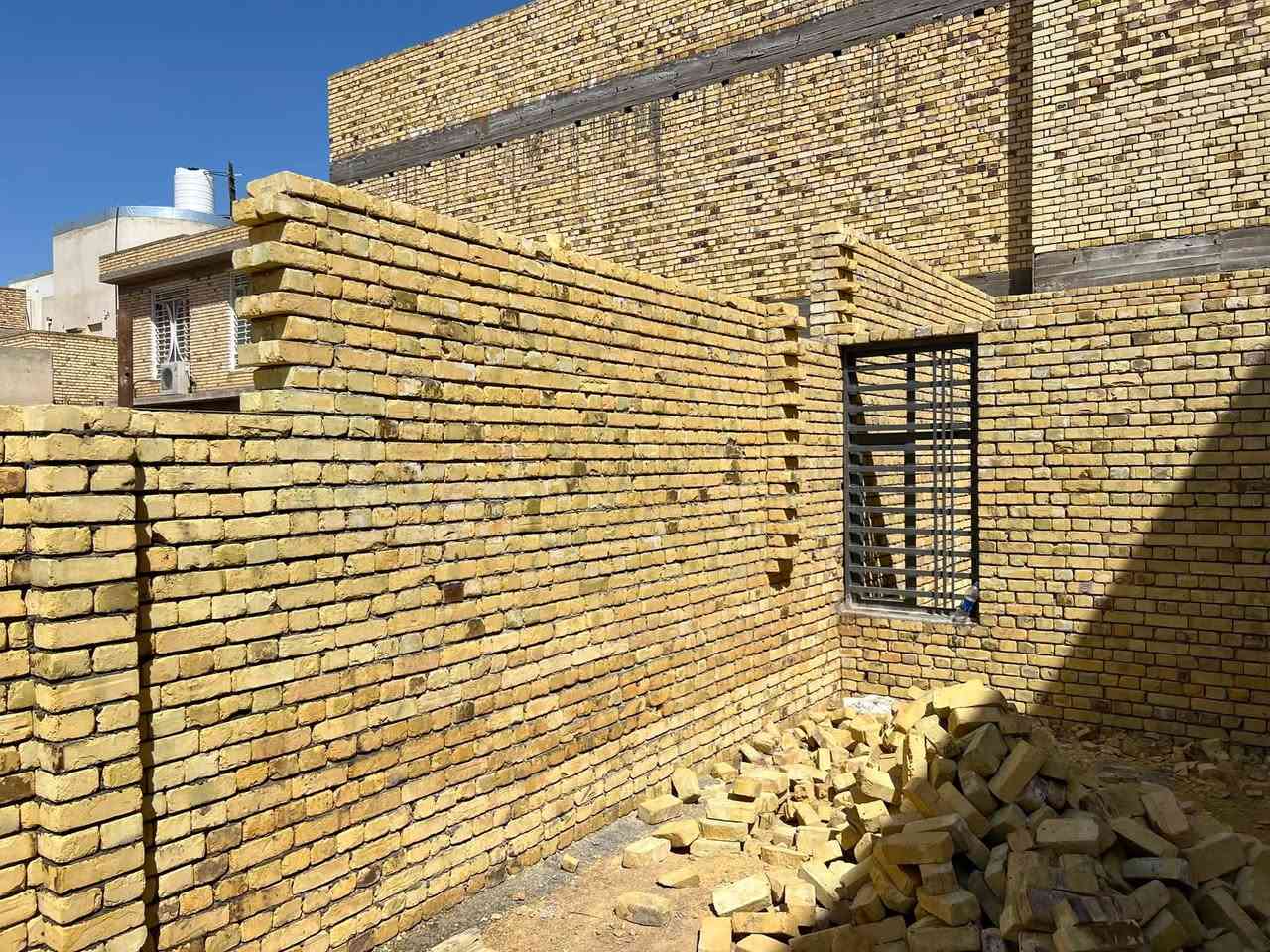 كادر بناء شغل درجه أولى مقطوعه 
عل دبل (***********)
