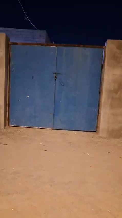 نص قطعه تجاوز البيع مقابيل حي الصحفيين الثانيه واجه 8 متر ونازل 20 متر السعر 11 مليو وبيه مجال والقطعه كدامه خدمات 
*********** 
***********
