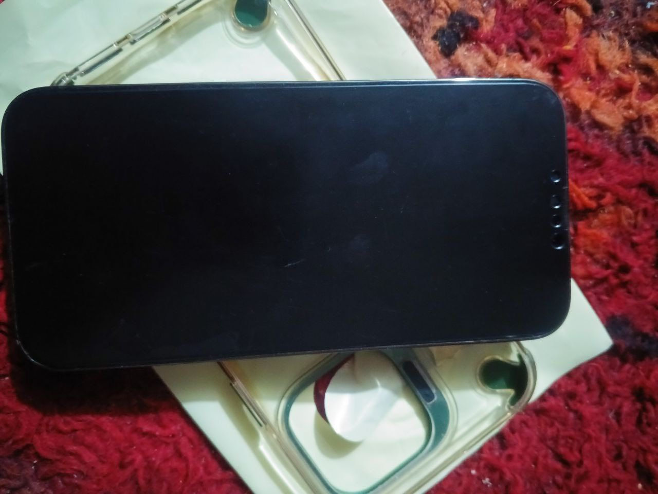 السلام عليكم آيفون 13 برو ماكس ذاكره 128 بطاريه 83 جهاز ممفتوح ابداً نظيف فقط فطر بل كلاس مالت الشاشه السعر 525 وبي مجال بسسيط استفسار خاص او اتصل ***********
