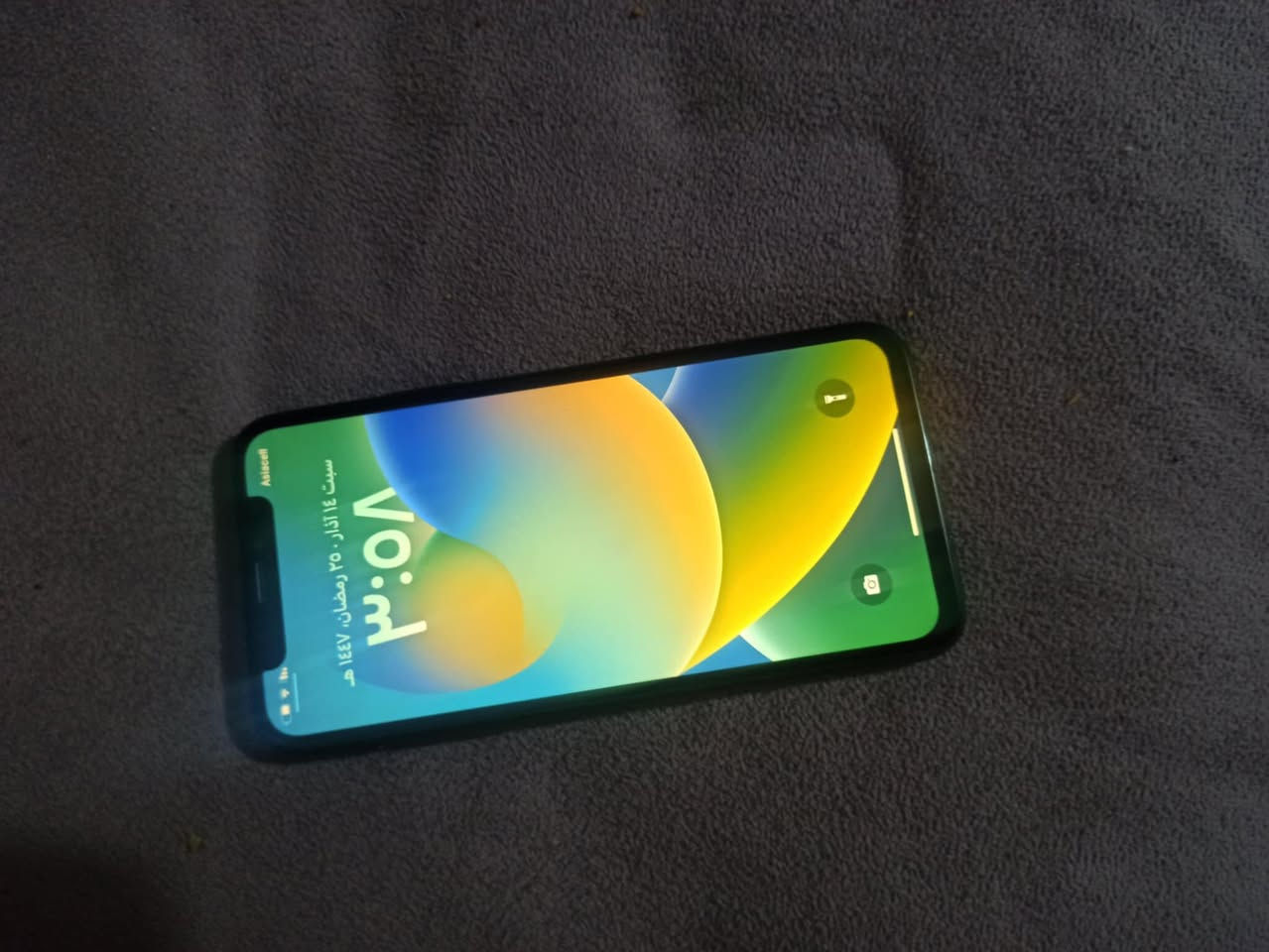 الذاكره 256 بطاريه ٧٦ مرارس او بيع اذا عدك جهاز زين اطيك فرق
جهاز ما مبدل بي شي ابد  بس بصمه الوجه مو شغال 

مابي شي الجهاز بس هون ضهره شويه مفطور من فوك 
  
رقمي ***********

مكاني مشخاب
