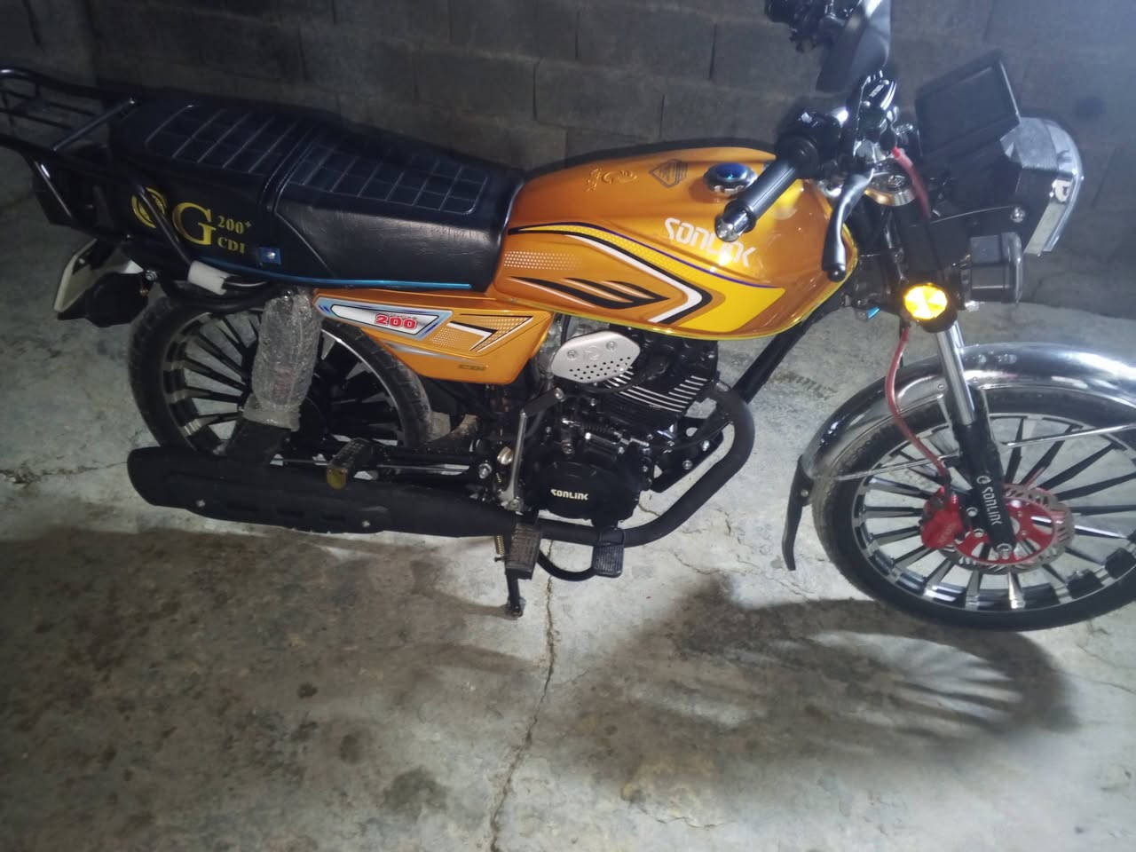 سلام عليكم شباب سيفاني مديل 2025البارحه طلعته ب2026زيرووووووو بمعنه الكلمه ماشيه 53كيلو بس مكاني بغداد حي اور ام الكبر أو الغزلان ***********واتساب سعر مليون قفل ماخذه بمليون أو 200
