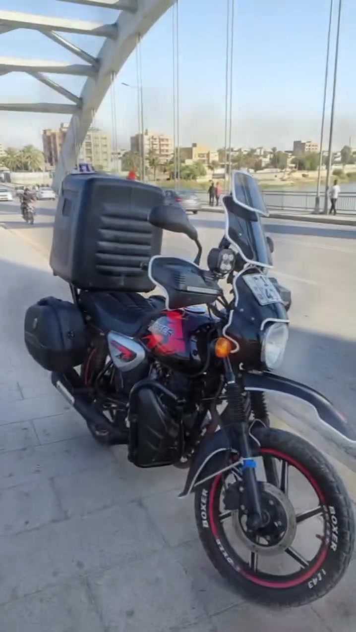 سلام عليكم بوكسر 2023 ماشيه 34 الف حقيقي دراجه زيرو بعده رقم وسنويه بغداد نكليزي تحويل ب اسمك ثاني يوم  دراجه كامله وجاهزه ومرتبه علا ايدي مكينه خرسه ما تنسمع فد بدايه تبخير ستر2300 وبيها مجال حك جيه مكانه بغداد مدينه الصدر . .🌹واتساب فقط *********** كهرباييات كله شغاله حته كيج كيلو متر شغال دراجه فول مواصفات وعلي رمبهه ماتلكه مثله بل فيس كله
