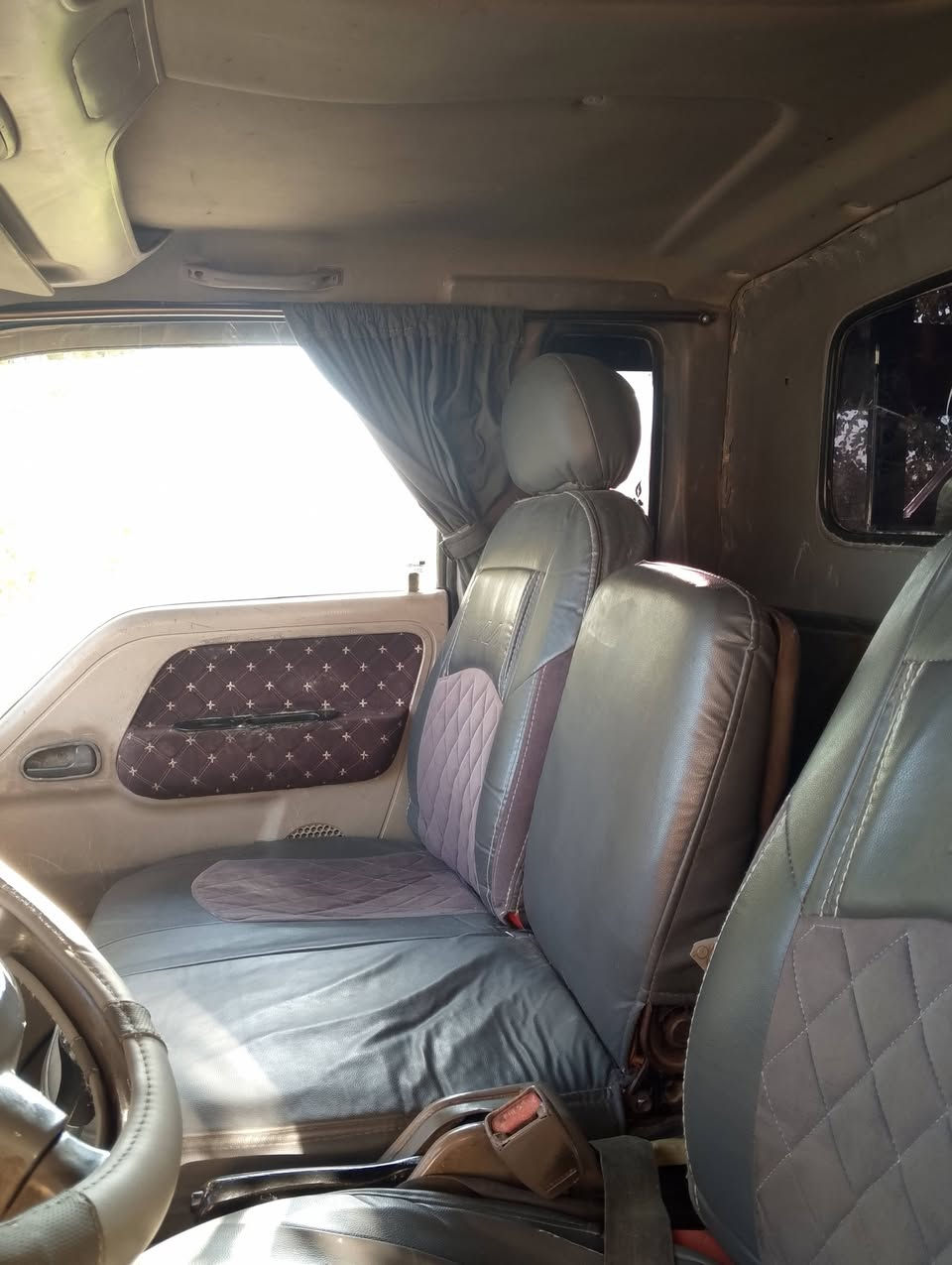 السلام عليكم
كيه قرده ام عيون للبيع موديل 2001رقم بابل دولي سنويه لل 2030تحويل مباشر مكفوله كفاله فقط صبغات بسيطه جماليه عامه كير محرك اكسل شاصي رقم شاصي تخم تاير كله جديد المكان بابل للاستفسار ***********
