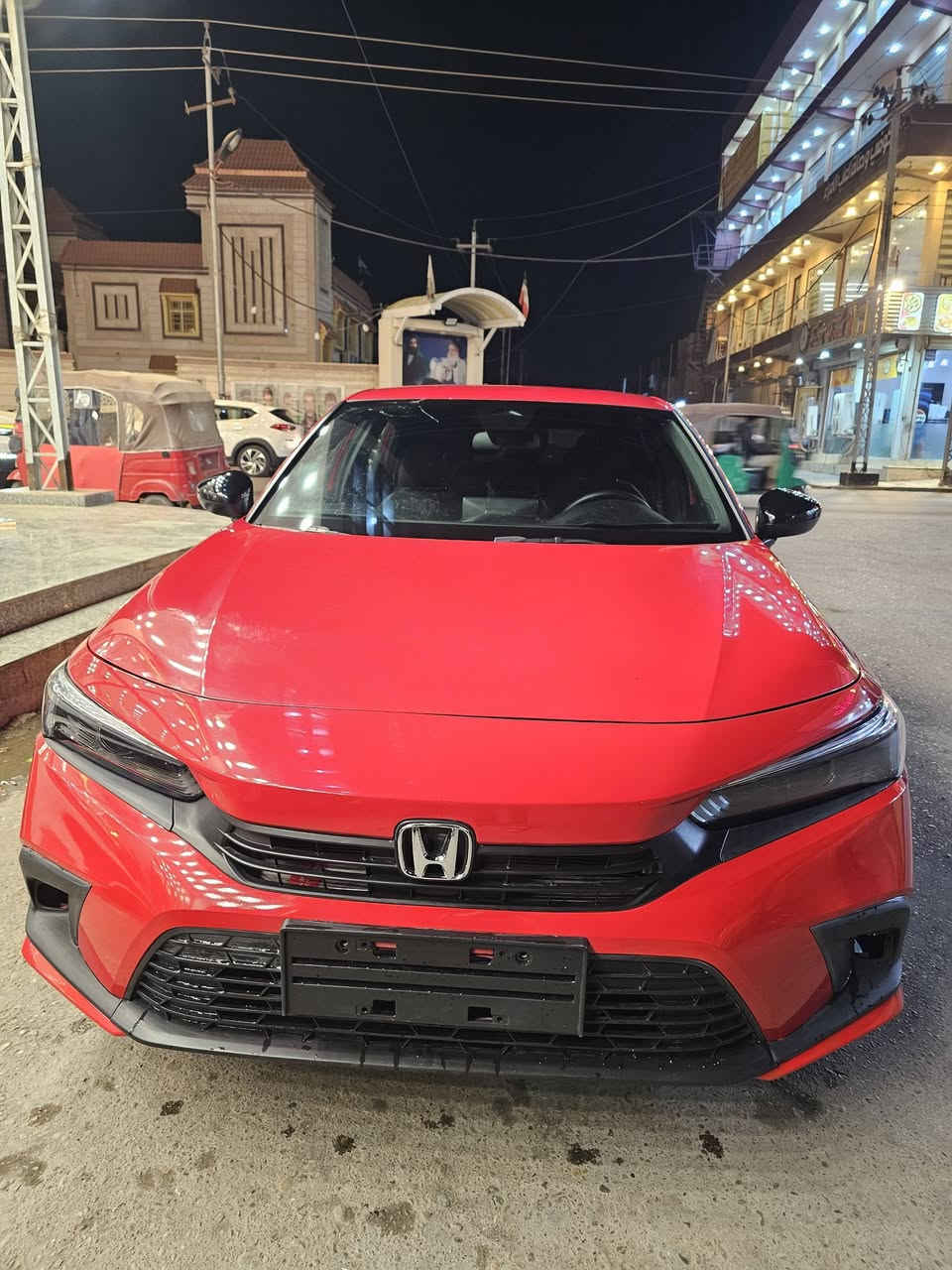 هوندا سيفك 2025 سبورت محرك 2000 سبورت تنفس طبيعي ماشيه 3000 الف تبديل بنيد ودعاميه فقط بدون دواخل شاصي ولغد سليم  وبارد قليل بالباب الخلفي والجاملغ حره بدون رقم تترقم حسب رغبة المشتري السعر 143 وبيها مجال بسيط للاستفسار 
***********
