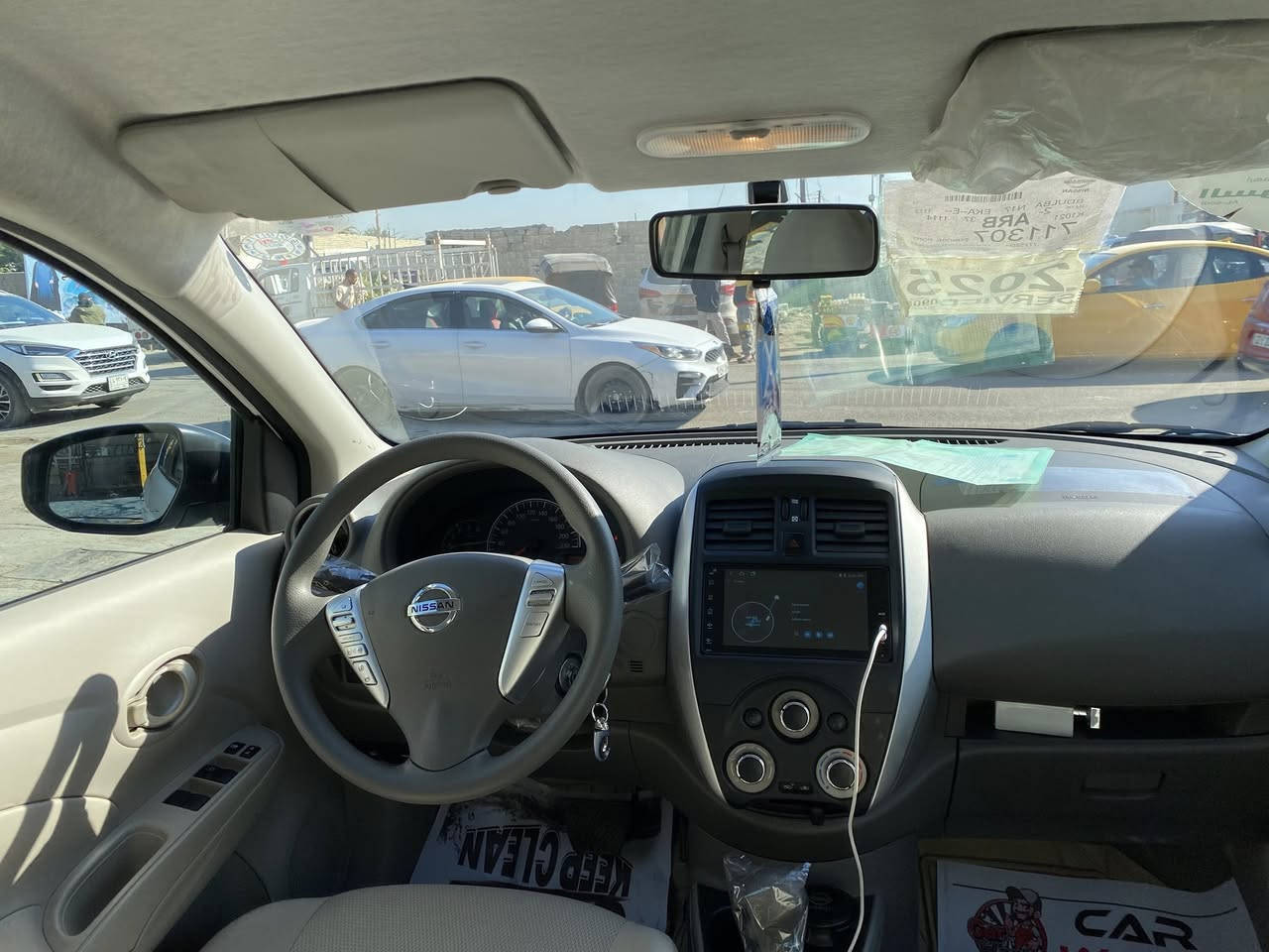 السلام عليكم نيسان سني النوع مصري للبيع او مراوس ب النترا 2020 فما فوق 
موديل 2025
الرقم أربيل 
عداد الممشى 17000 
مكفوله عدا الجاملغ الخلف السايق ربع من عنده بي صبغ 
رقم الهاتف ***********
