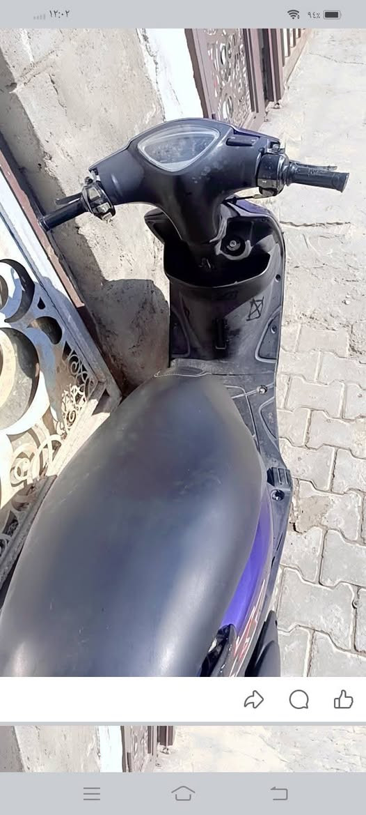السلام عليكم اخوان عندي دراجه ماكس عدله ١٢٠ للبيع محرك مكفول لا تبخير ولا نضوح نظافه ٩٠ بلميه سلف هندر وكما موضح بالصور السعر ٤٢٥ وبيها مجال هذا رقمي الي يحب يتصل ويدلل ***********
