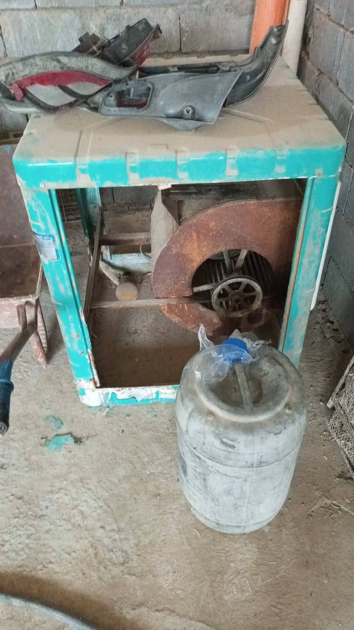 سلام عليكم
غراض للبيع غراض ماعين مستعملة وجدد 
ثلاجة كرياز كفالة من تصليح 🥶
بوفية عدد ثنين 2
غسالة نص ردن بس ماطور الغسل يشتغل 
تانكي حديد 
مداد جدد غير مستعملات 
جودليات جدد غير مستخدمات 
حصير جديد عدد2جدد 
كفر مبردة نص عمر نضيف 
ميز مراية +ميز جرباية نضيفات 
زاوية 
شراي يتصل لو يراسلني بل تعليقات واجاوبة 
مكان بابل قضاء القاسم ناحية الطليعة 
***********
@الجميع
