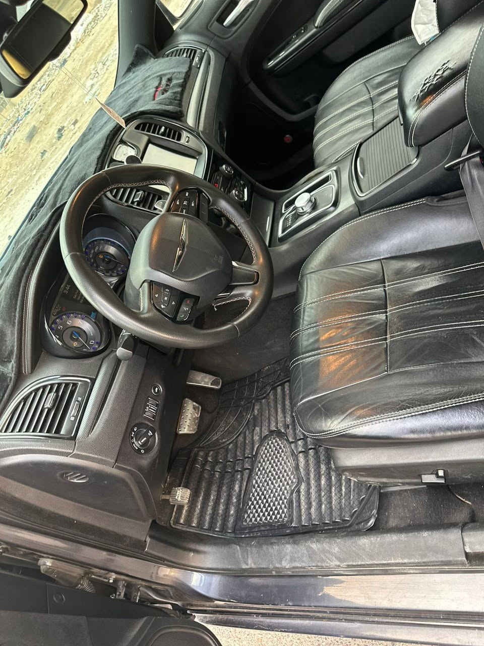 اوباما حاويه بدون كص موديل ٢٠١٥فول عدى الفتحه Sجاهزه على اخر حبايه حداديه طخم تاير تبريد مكانها بصره للبيع فقط بدون مراوس الشراي يتصل على راعيها *********** سعرها قفل قفل قفل ٨٧ من الاخير بيع مستعجل ***********
