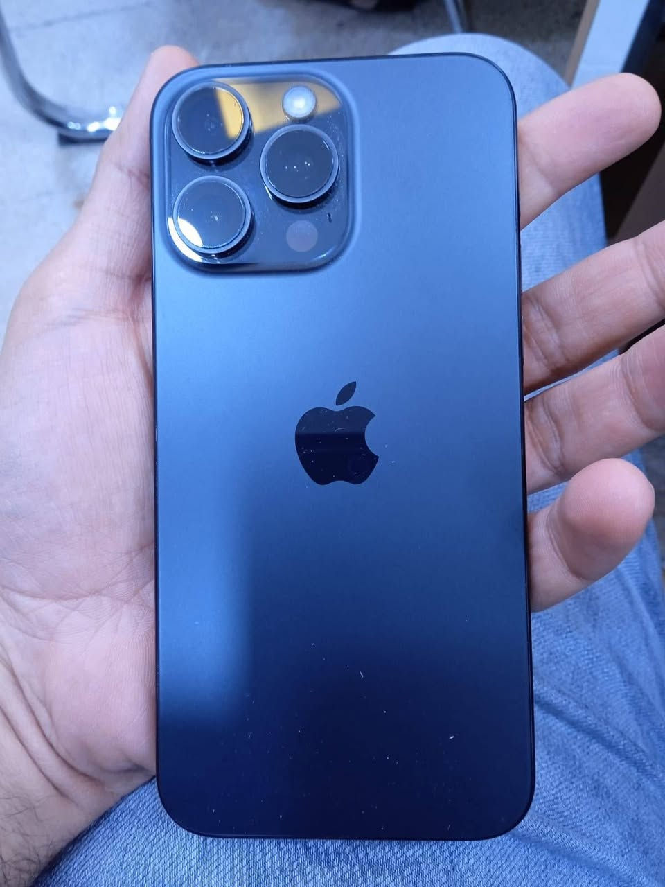 📌السـلام علــيكـم 
أيـفـون 15 بـــرو مـأكــس 📱
شـرق اوسط دبـل سيـم كـارت
ضـــمـــان الـــمـــاســتــر 🔗
سعة تـخزيـن الجـهاز 256⌛
نسبة البطاريه 88 حقيقي 🔋
الجـهاز وتر بـروف مكفول 🔗
سعر الجهاز مليون وخمسين 
1050$ 💸💰
 📍العنوان النــجـف الاشرف
حي السلام
لأستفسار اتصل ع رقم 
*********** 
او المراسله واتسأب
