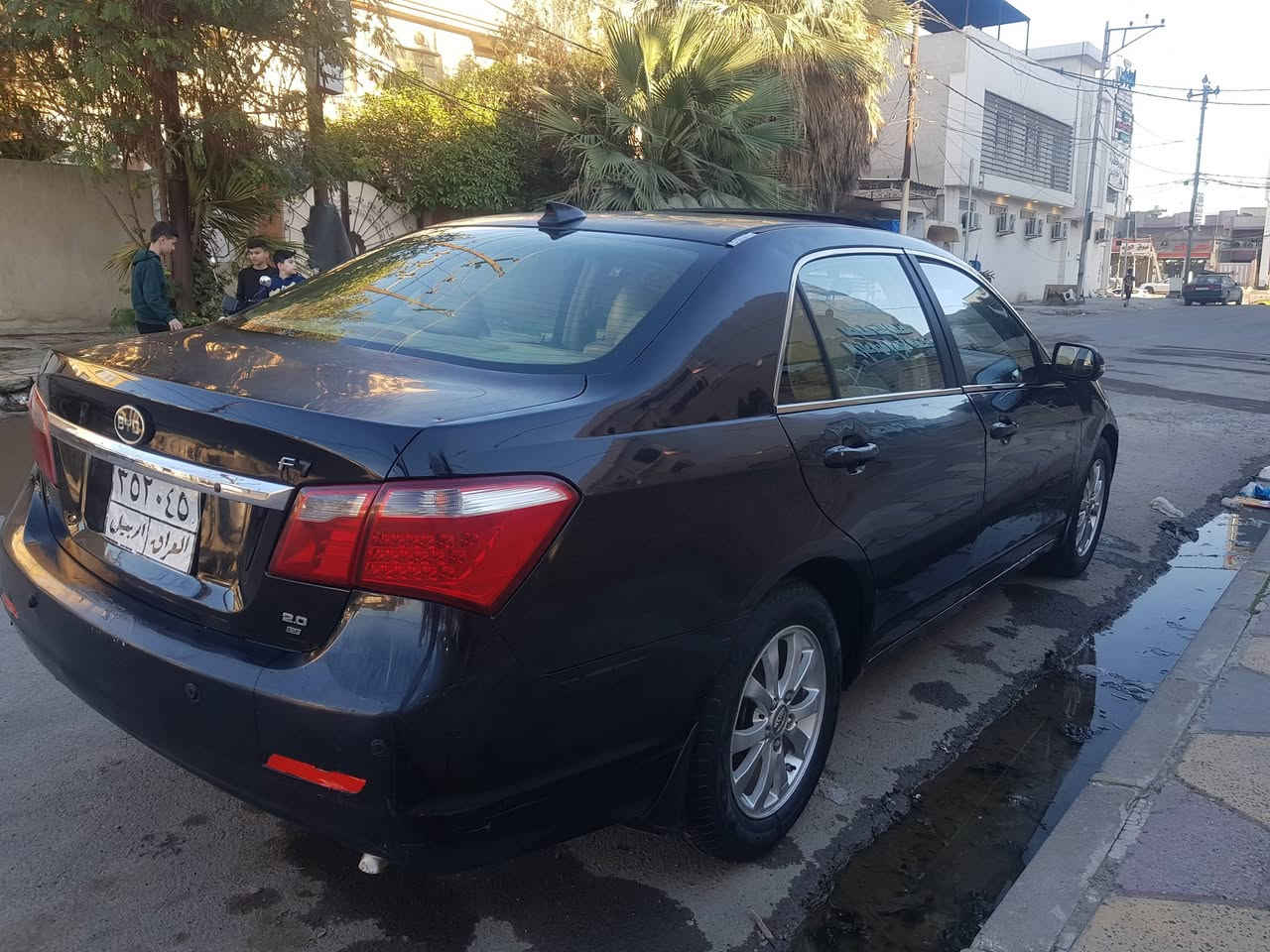 للبيع بي واي دي f7موديل 2014 فول كير عادي فقط ضرر قطعتين بدون داخل رقم اربيل مكاني
موصل الايسر تفاصيل اكثر اتصل ***********
