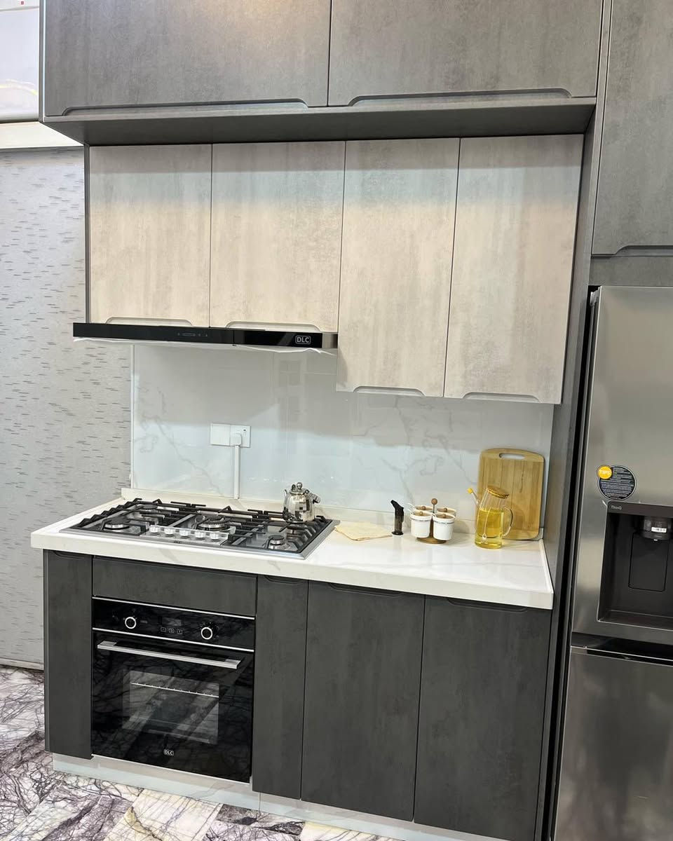 مطبخ تركي من أعمآل نجارة الأخوين علاء والحاج حيدر الدخاني كوت هوره خلف جامع أبو الفضل العباس ع هاتف ***********او***********
