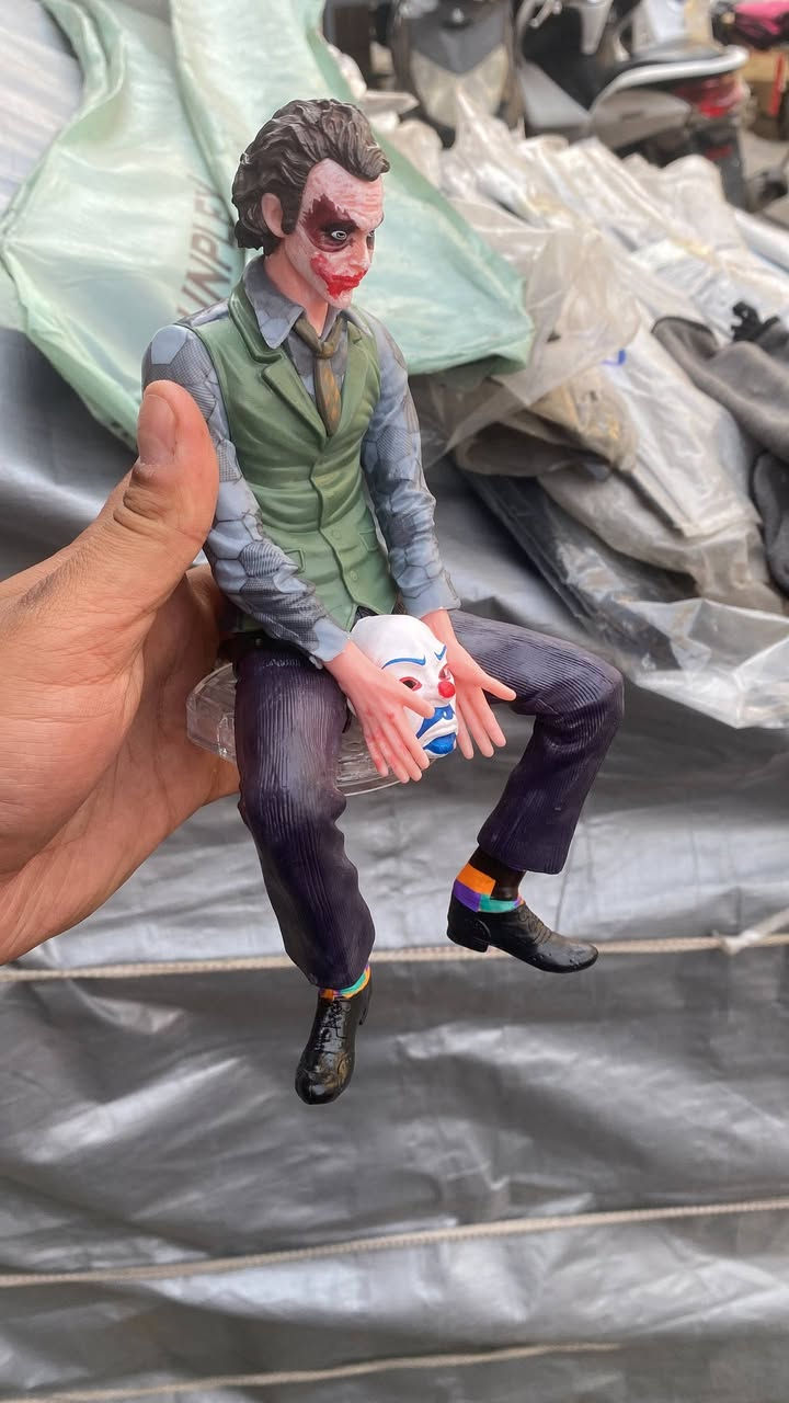 سلام عليكم جميع غراض السيارات سلفات بنواعهه شبابيك النتره بنواعهه هورنات ماصدات بنواعهه كلشي موجود متوفر توصيل جميع محافضات ***********
