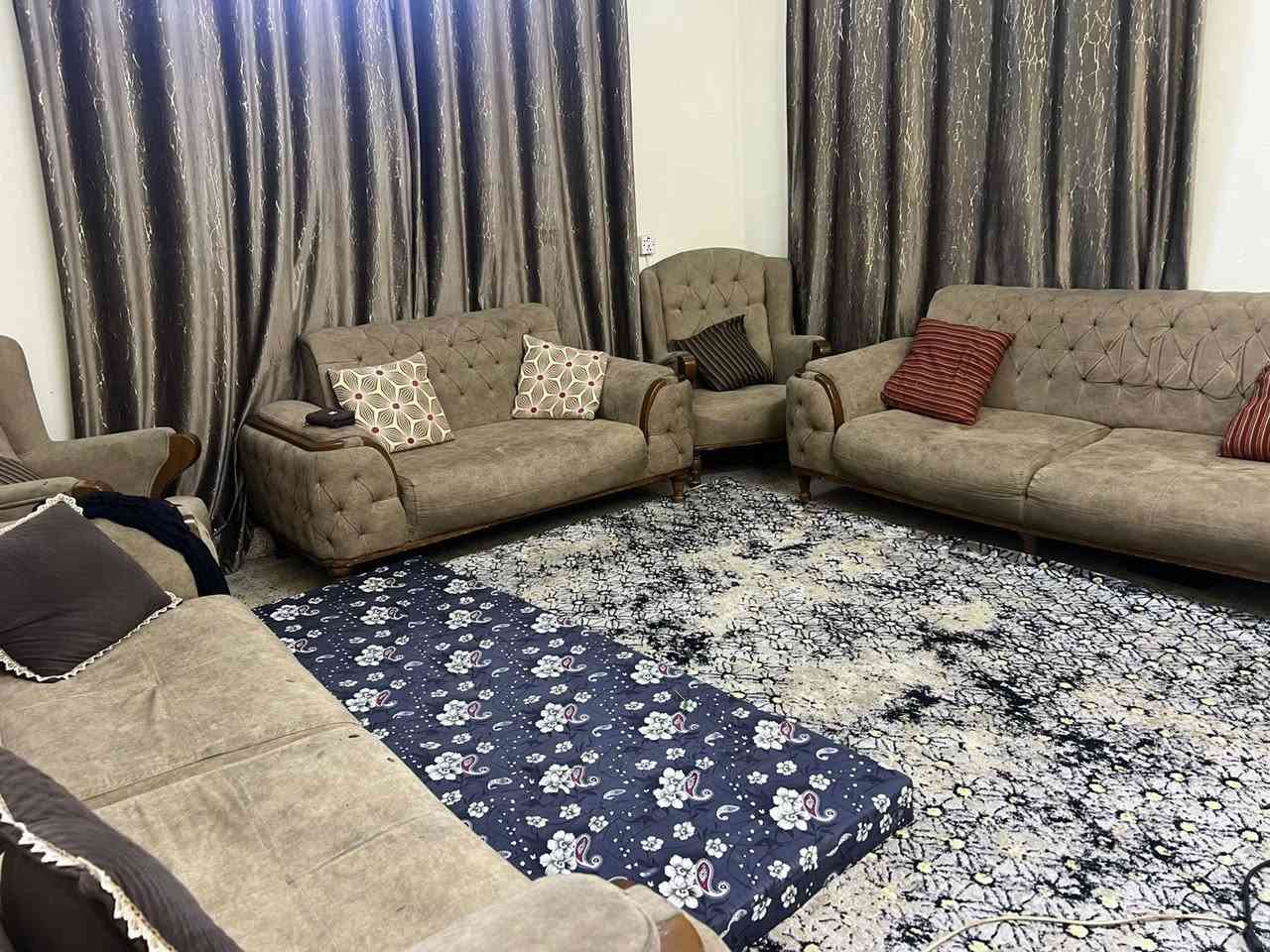 تخم تركي ١٠ مقاعد ٢٠٠ ضرر مالته بس زرف واضح بالصور مكانه عامريه


**إذا كنت صاحب هذا الإعلان وتريد حذفه لأي سبب، رجاءا أرسل رسالة إلى الدعم الفني**