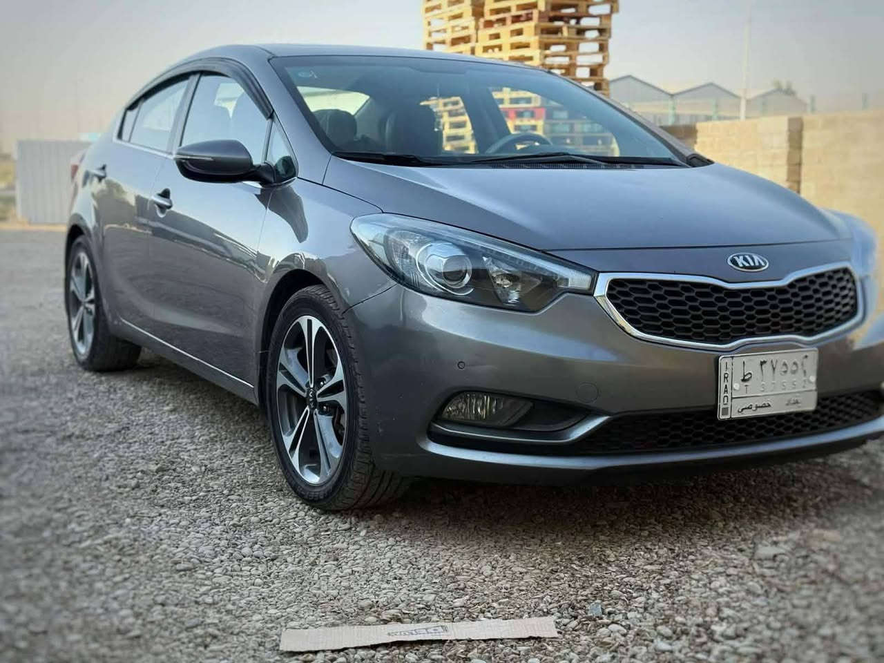 كيا سيراتو 2016 فول فتحة حساس خلفي حساس امامي 5 ويل كب طخم تاير جديد 
باتير جديد 
سيارة جاهز 
طخم جديد كامرة خلفية 
خليجي 
رقم بغداد
السعر 125
للتواصل *********** موصل, نينوى
