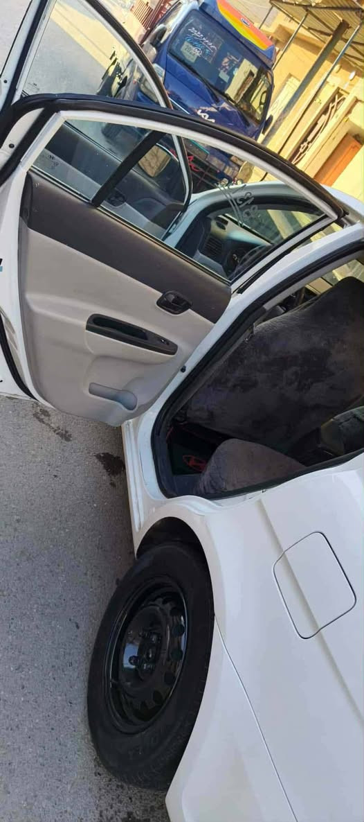 للبيع
 أكسنت دبدوب لون أبيض  موديل 2010
ضررها خشم البوند وشبر من الجاملغ اليمين وبيها تقليمات بسيطة اثر شخوط  مكينه 16 cvvt اصلي شرط
كير اوتوماتيك شرط
تبريد شغال شرط ثلج
طخم أمبدل بالكامل
باتري جديد
منظومة بانزين أمبدلة بالكامل
كوبون بنزين معاها
رقم سنويه وهزه جديدة
سياره رقم كركوك 25 بأسمي وتتحول بالموصل 
سياره جاهزه بدون أي مصرف 
السعر 87 وبيها مجال حگ الجيه
الاتصال على الارقام 
***********
***********
