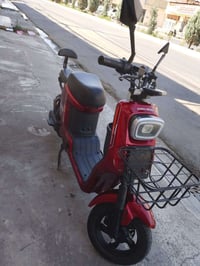 R9 • ٤ بطاريات ٢٢أمبير • ٣٥كم مدى