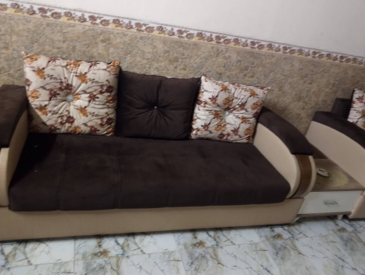 طخم، تركي 4 قطع  2، إكبار ,2 صغار 
مكان حي الصحه  سحل الايسر الموصل 
***********
السعر 225 
اضافه،،90,100
