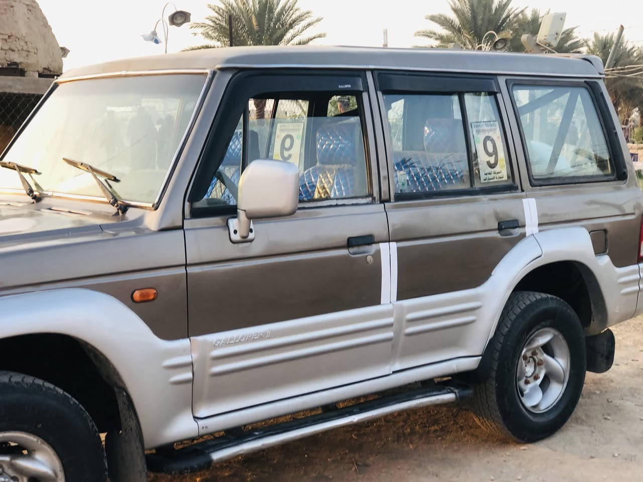 السلام عليكم كالوبر موديل ٢٠٠٠ بانزين مكينه وكير واكسن كفاله بلاد لوكير شغال تبريد شغال تخم تايرات ويل كب كهربائيات كله شغاله مدوشمه كله رقم اربيل بسمنه انكليزي مداور ثاني سياره حلوه وجديده سعره ٥٠ وبيه مجال ***********
