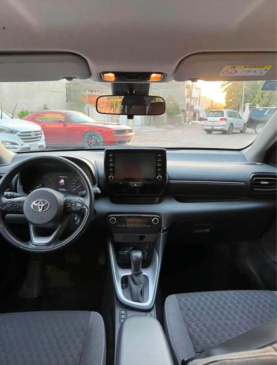 للبيع 🚗🔥
تويوتا يارس هايبرد موديل 2022
✨ وارد / خليجي (حسب المواصفات)
✨ محرك هايبرد اقتصادي جداً 1500cc
✨ صرفية وقود ممتازة
✨ كير أوتوماتيك
✨ هادئة ومريحة ماشية 35 km
✨ نظافة عالية جداً
✨ صبغ جاملغ جهه السايق والجاملغ الخلفي عكس السايق بيه صبغ

✨ جميع الأنظمة تعمل بدون ملاحظات
السيارة جاهزة للفحص في أي مكان ✅
، السعر قابل ( 118) للتفاوض بعد المعاينة.

📞 الاتصال
***********
