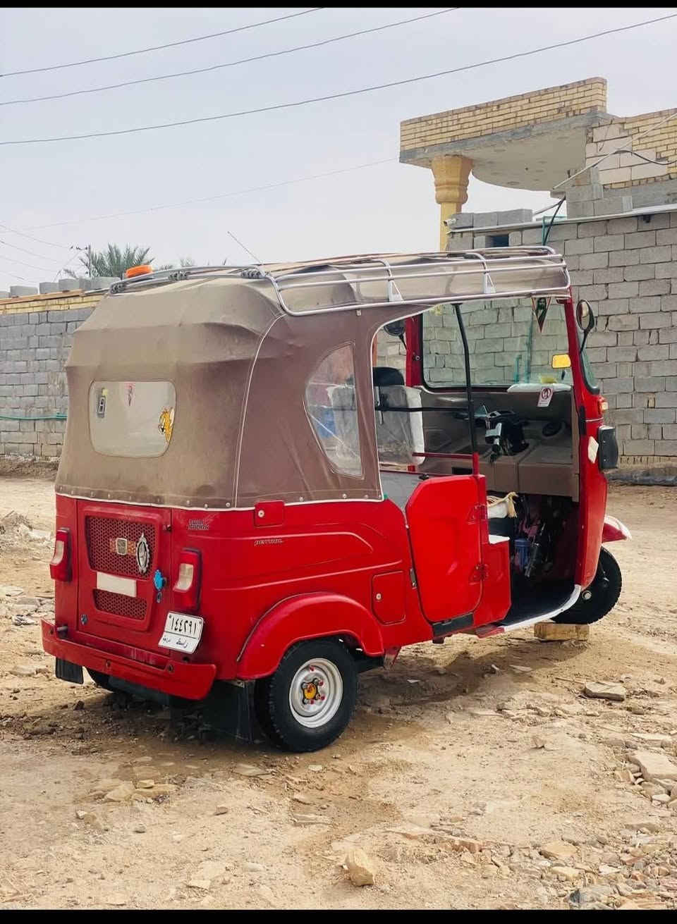 السلام عليكم تكتك البيع موديل 22رقم وسنويه مكفوله كفاله عامه ما عده الخياس ستوه بادي   السعر 7500وبيه مجال قليل عنواني العماره ابو رمانه ***********
