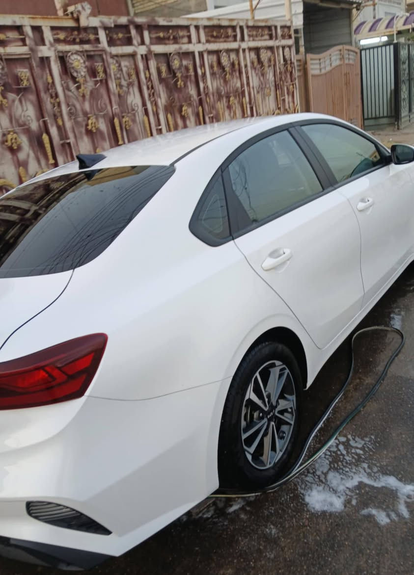 السلام عليكم
كيا فورتي وارد امريكي موديل ٢٠٢٤ [بدون رقم] دخول جديد محرك ٢٠٠٠ دوش ماشيه[15]الف كيلو متر  [٣انظمه قياده] رادار امامي حادثه موضح بالصور بدون تبديل اي قطعه بارد فقط السعر ١٤٨ بيها مجال بسيط مكاني الغزاليه للاستفسار ***********
