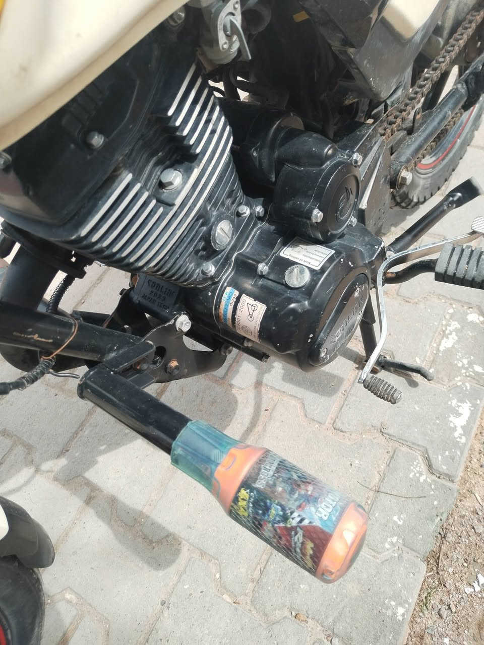 للبيع او مراوس سونك موديل 2023 محرك مامفتوح نظيف أوراق كاملة  كارتونيه دراجه نظيفة مال جناي سعره 525 بي مجال مكاني شهربان ***********
