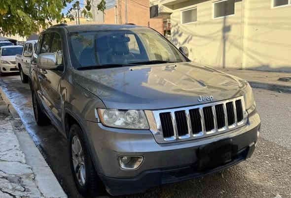 للبيع او لمراوسة حسب القناعة… جيب لاريدو موديل ٢٠١٢… محرك ٦ سلندر… كير توماتيك… فور ويل…. بصمة… شاشة وكامرة…كشنات كهربائية وهيتر وجلد… السيارة كلهه بلادية ومابيهه لا قطرة صبغ ولا تعديل ومابيهه اي نقص… المكان دهوك… السعر ١٨٥ ومجال… عليهه ٩٠٠$ غرامة تنخصم من السعر…. للاستفسار 
***********
*********** دهوك
