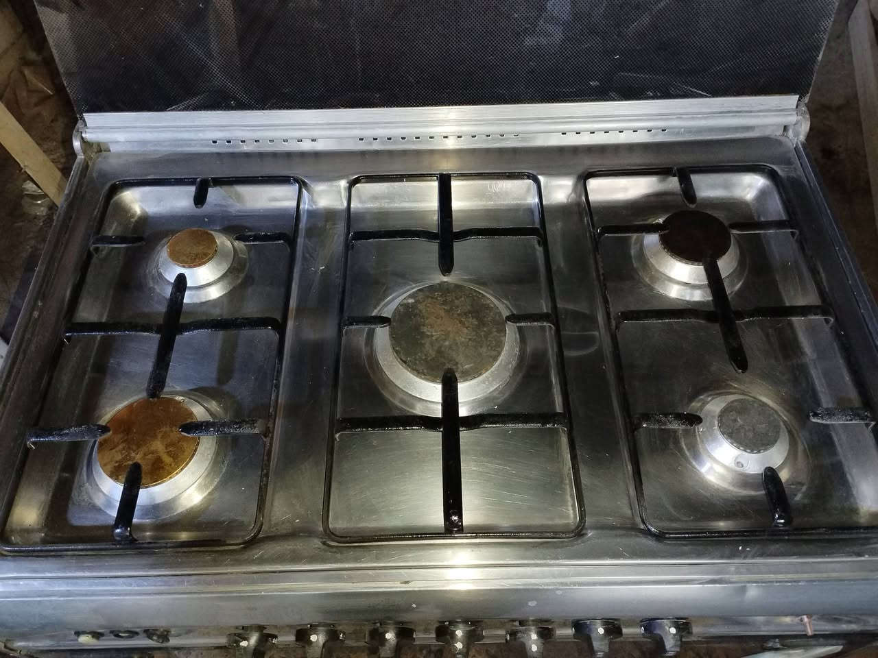 سلام عليكم
طباخ مصري للبيع نوع يونيفيرسل طباخ جاهز خمس عيون وفرن السعر 190 اخواني رجاء سعر ثابت غير قابل للتفاوض قفل من الاخير لحد يعاملني *********** @إشارة
