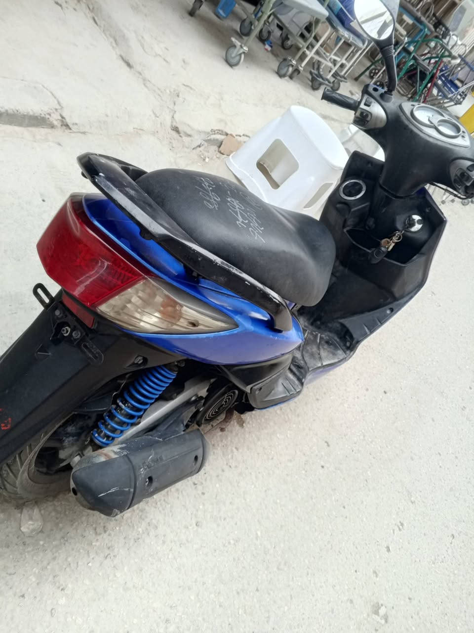 سلام عليكم دراجه سكنز كامل مواصفات نوزل خط واحد دراجه ما نقصه برغي كلشي شغال اشاير سلف لايت زنون مكينه جديده عل فحص تخم تاير جديد ختم واحد كل الدراجه
السعر 950 وبيه مجال
العنوان بابل الدبله
***********
