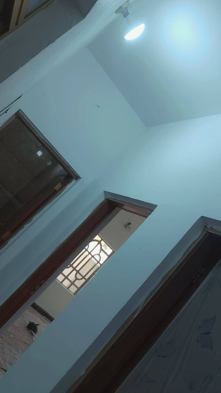 صباغ وطلاس ترميم بيوت وجميع أنواع الديكور بسعار مناسبه بصره ***********
