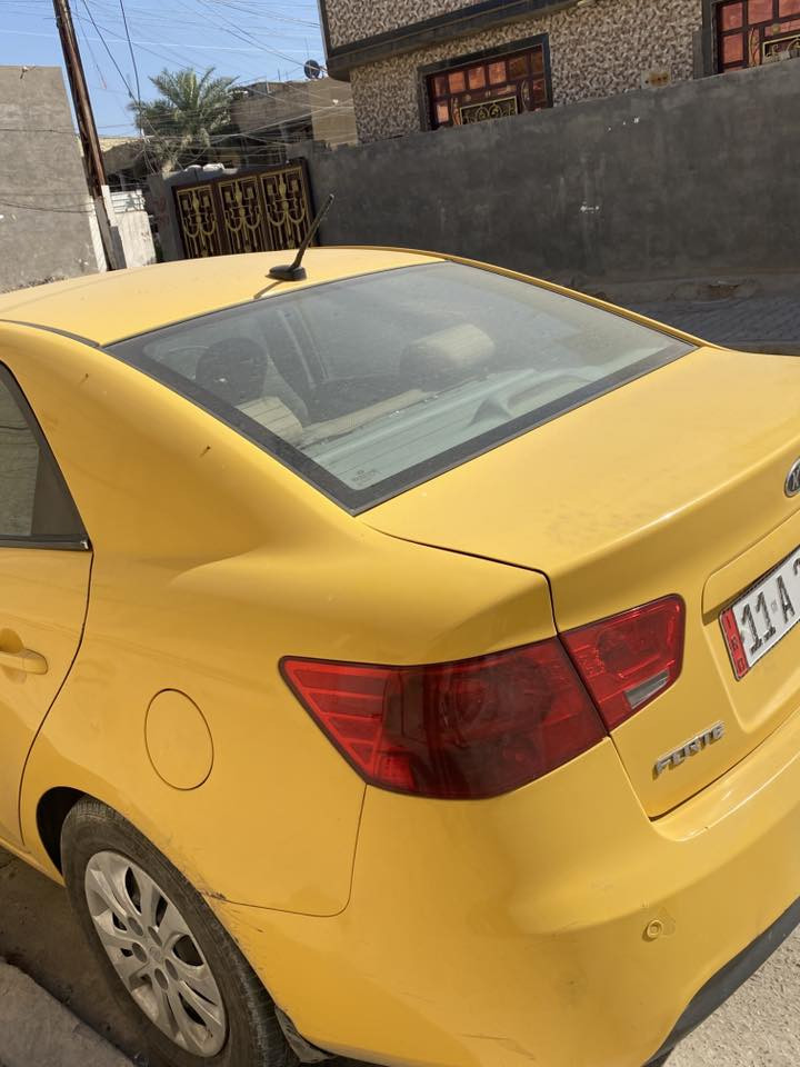 السلام عليكم 
Kia فورتي 2013
فول تحكمات مقود
حساسات خلفيه
تخم تاير جديد
السياره باسمي شرط التحويل 
مكان السيارة بغداد جسر ديالى القديم
***********
*********** واتساب 
السعر 85 و بيه مجال 
اتصل و بخدمتكم
