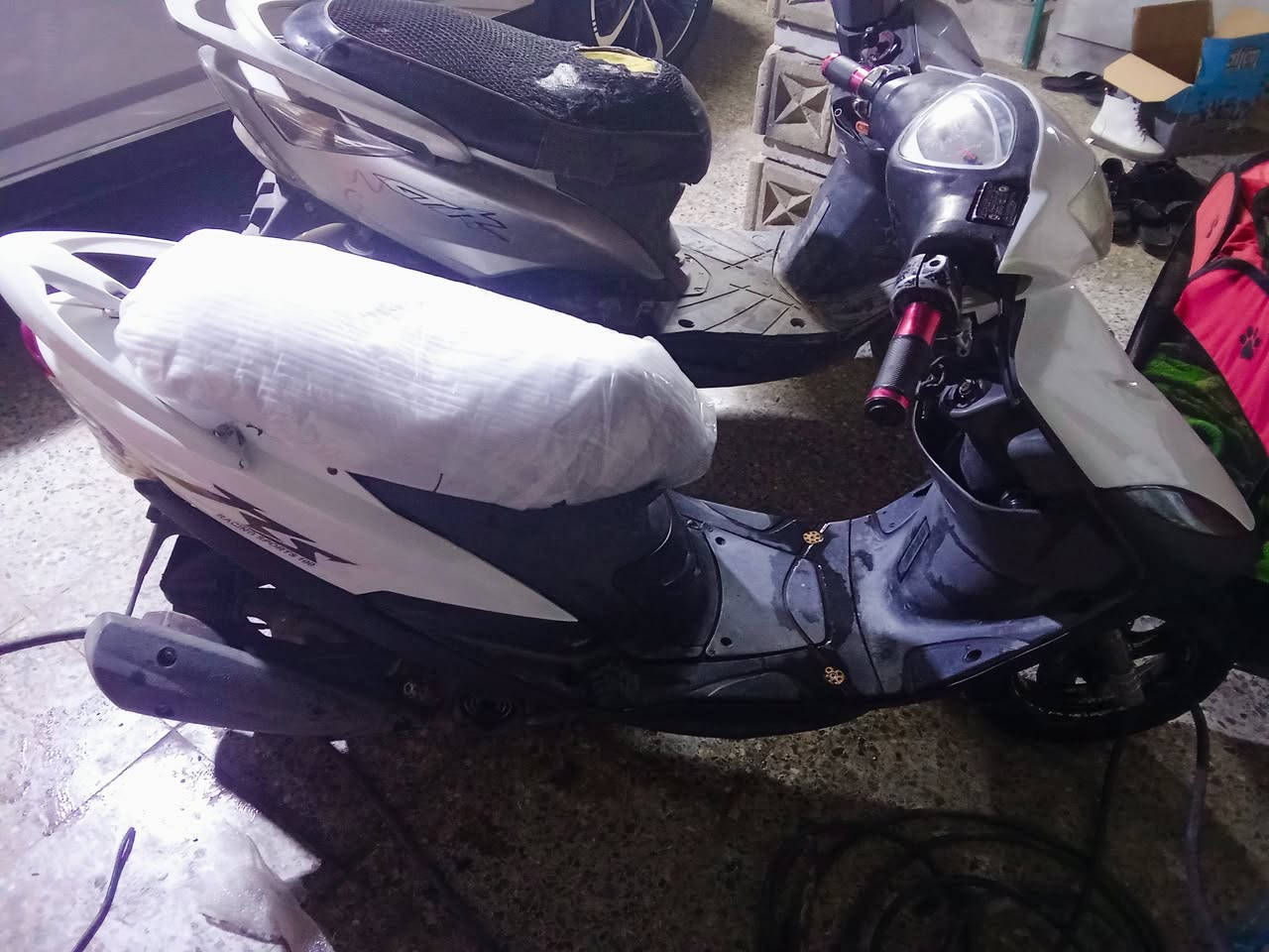 سلام عليكم للبيع ماكس عدلة بلادية 

ما بيها اي نقص فقط سلف واكف السعر 450 
مكانها الامين الثانية ***********
