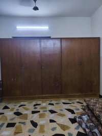 قنصور • ٥ ابواب • مجال قليل