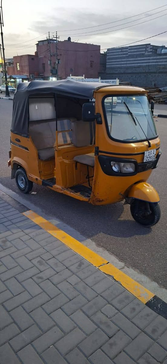 تكتك للبيع موديل 2020 داخله ب 21
سنويه بصره كفاله من الصبغ والمعجون 

السعر 5100 وبيها مجال 

العنوان الجمعيات شارع مستشفئ ابن البيطار
***********
