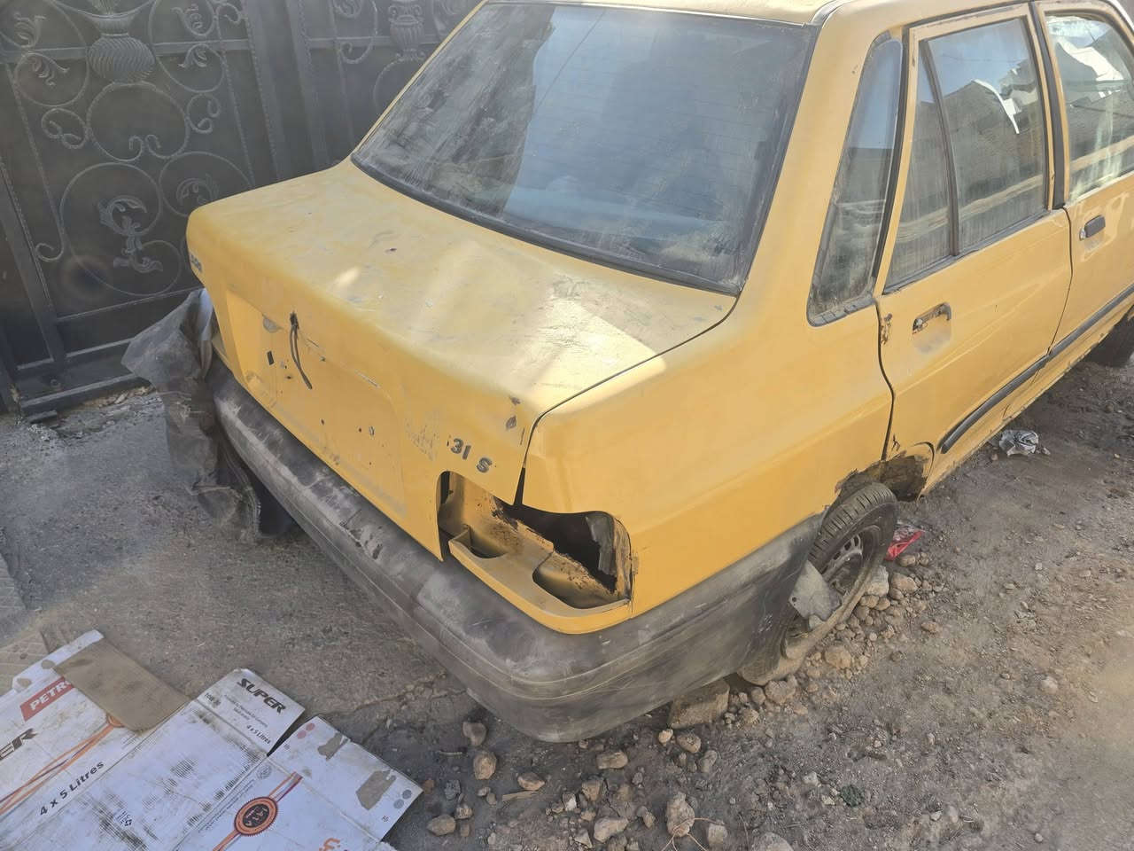 سياره سايبه لبيع موديل ١٣السعر (٦)أوراق سياره سنويه بالهيئه سياره مكينه مفصخه بدون كير رقمه بغداد صدامي (***********)
