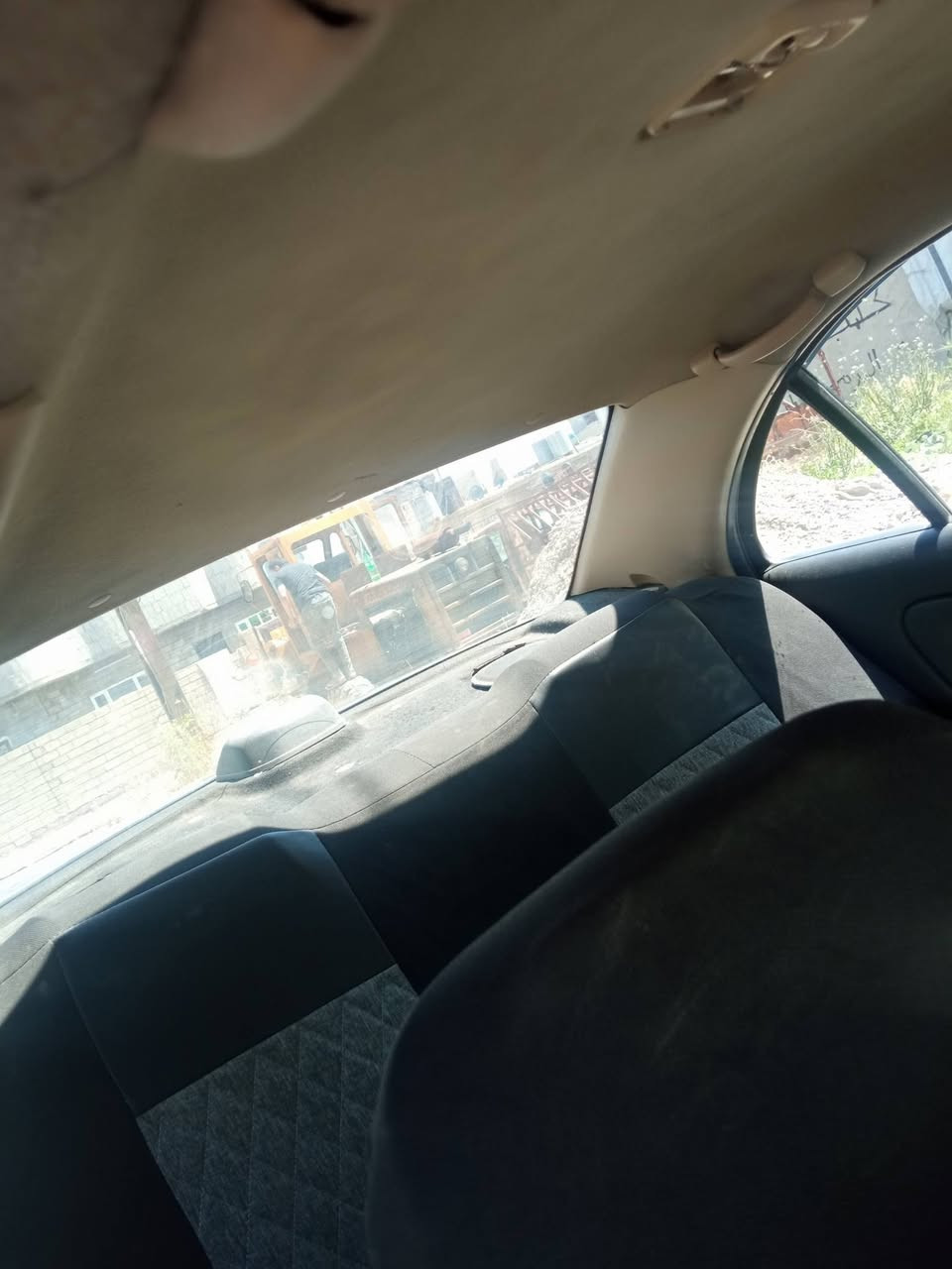 نيسان صني موديل 2005 مرحلة خصوصي هزه جديده بيع او معارض حسب القناعة سعر البيع 65 ورقه تواصل *********** بي وأنساب
