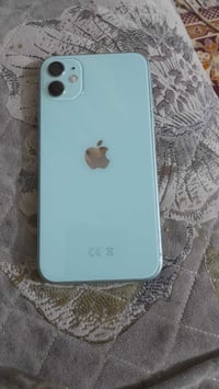 ايفون11 شاشه اصليه بس بطاريه مبدل ب 225 مكاني بغداد جسر ديالى 07721490...