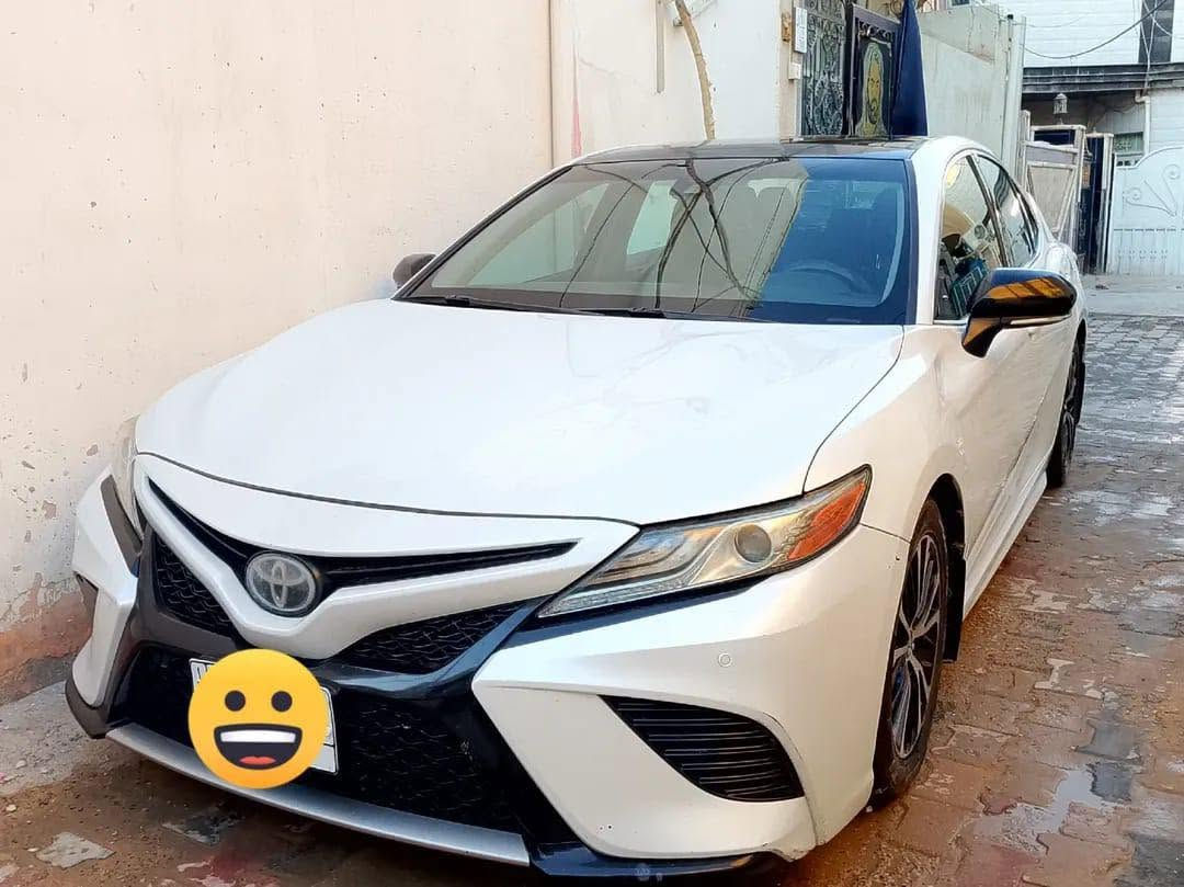 كامري XSEموديل 2018فول سياره كلين  من امريكا بيها كلير باب سائق فقط بدون حادث كود واحد سياره فول مواصفات للاستفسار ع الرقم ***********
