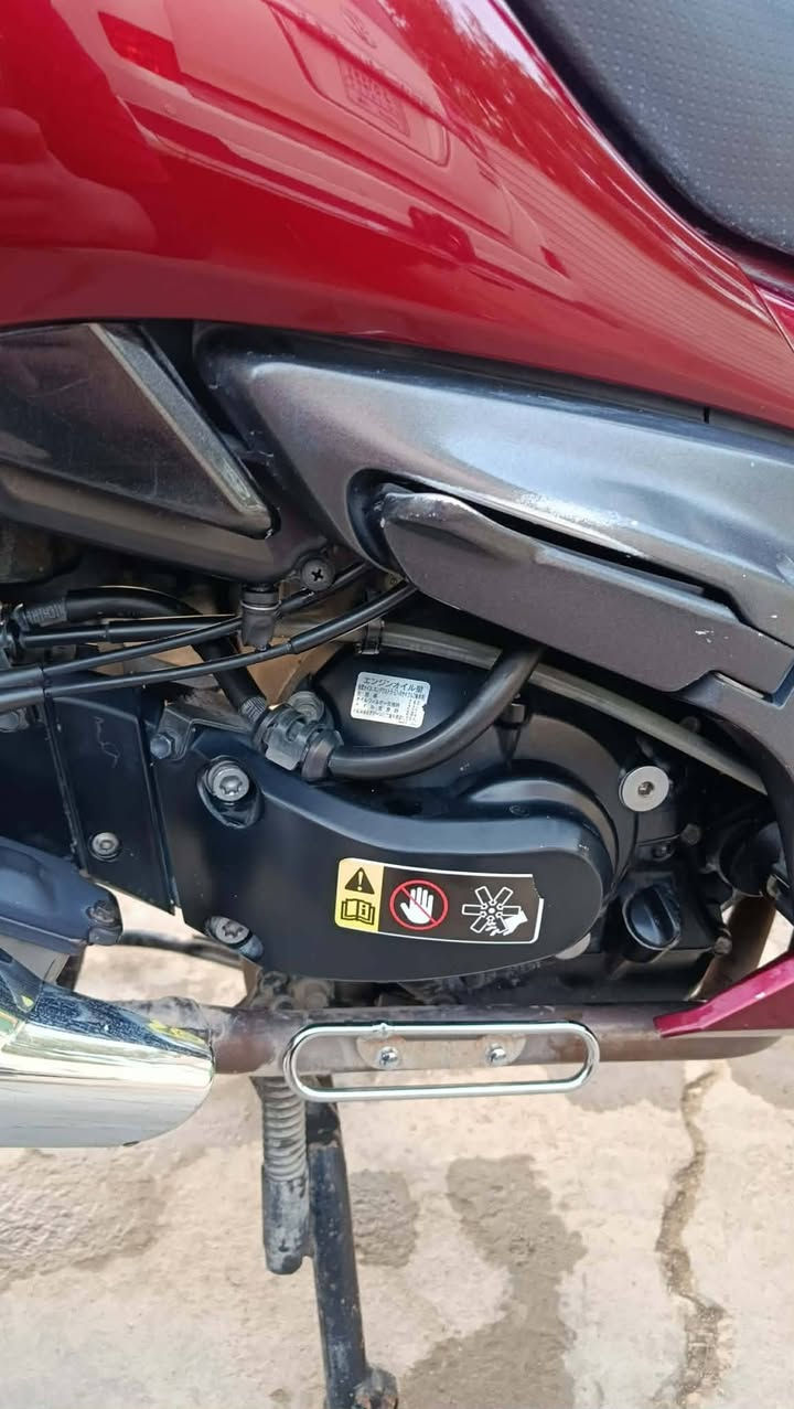 للبيـــــــــــــع
سلڤر ونج جيتي 400 
نضام مووود
ممشاها 40 الف مكفولة كفالة عامة اي نقص مابيه الدراجة اصارلهة 6 اشهر من نازلة من الرمبة
السعر ب22$ وبيهة مجال
*********** مكاني بغداد شعب
