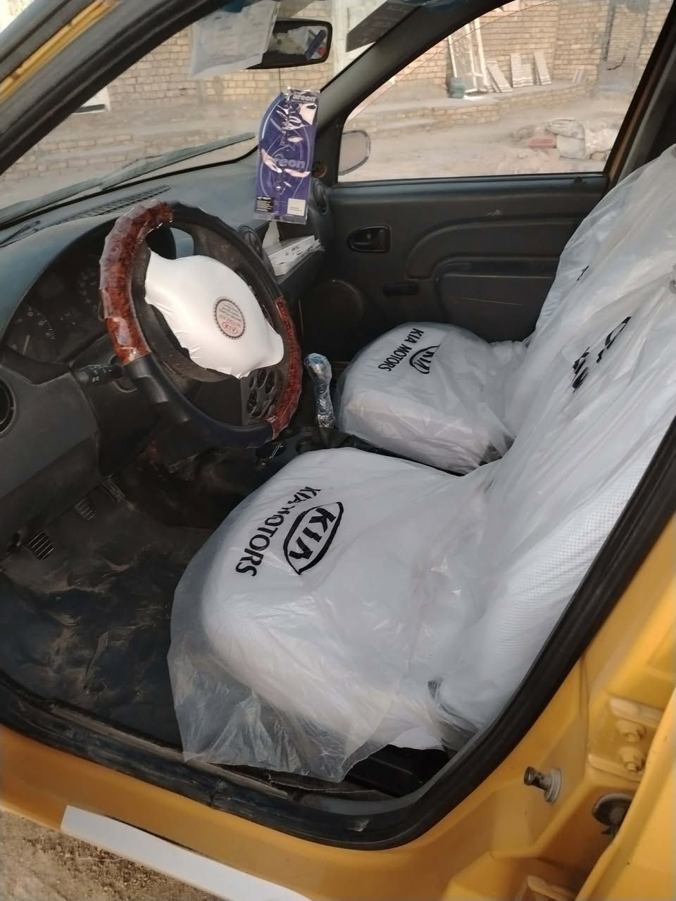 السلام عليكم 
رينو موديل 2009 للبيع 
رقم بغداد مشروع وطني 
ترهم مراوس 
مكانه سماوه سوير 
***********
***********
