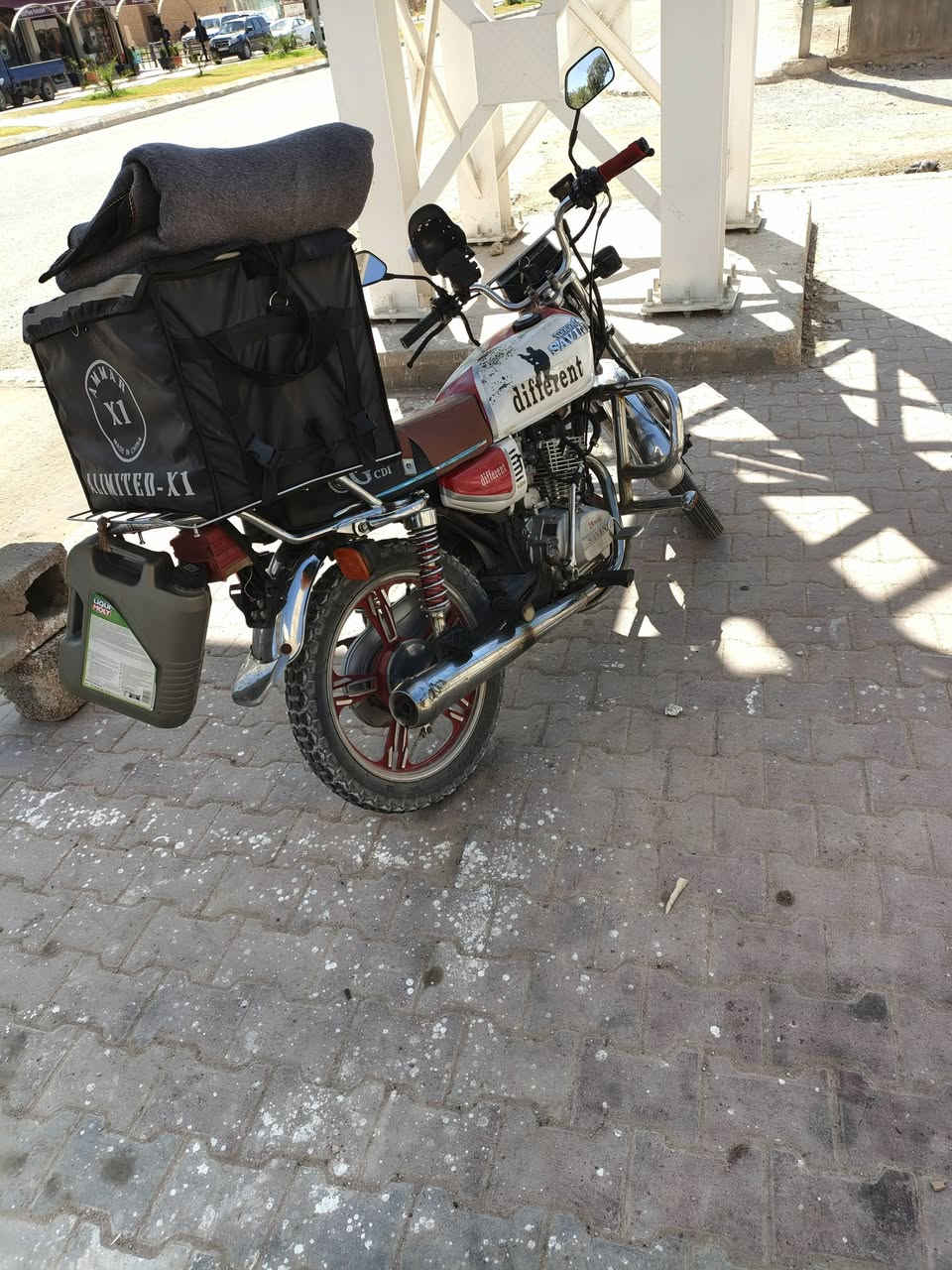 السلام عليكم شباب سيفان 2021 دراجه جاهزه مراوس بحدث ونطي فرق شعندك نزل بتعاليق راسني وتساب ***********
