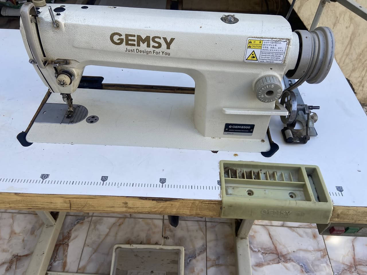 مكينه خياط للبيع نضيفه شرط الشغل ب150


**إذا كنت صاحب هذا الإعلان وتريد حذفه لأي سبب، رجاءا أرسل رسالة إلى الدعم الفني**