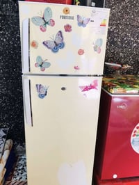 ثلاجه • للبيع
